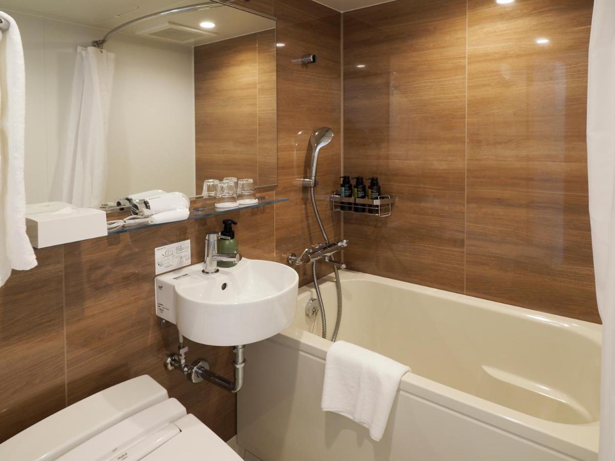 Far East Village Hotel Yokohama Yokohama  Extérieur photo